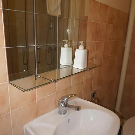 La Touraine Romantique Basilique Plumereau Appartement