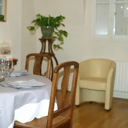 La Touraine Romantique Basilique Plumereau Appartement Tours
